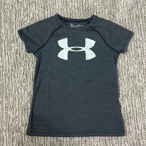 Under Armour girls shirt size M